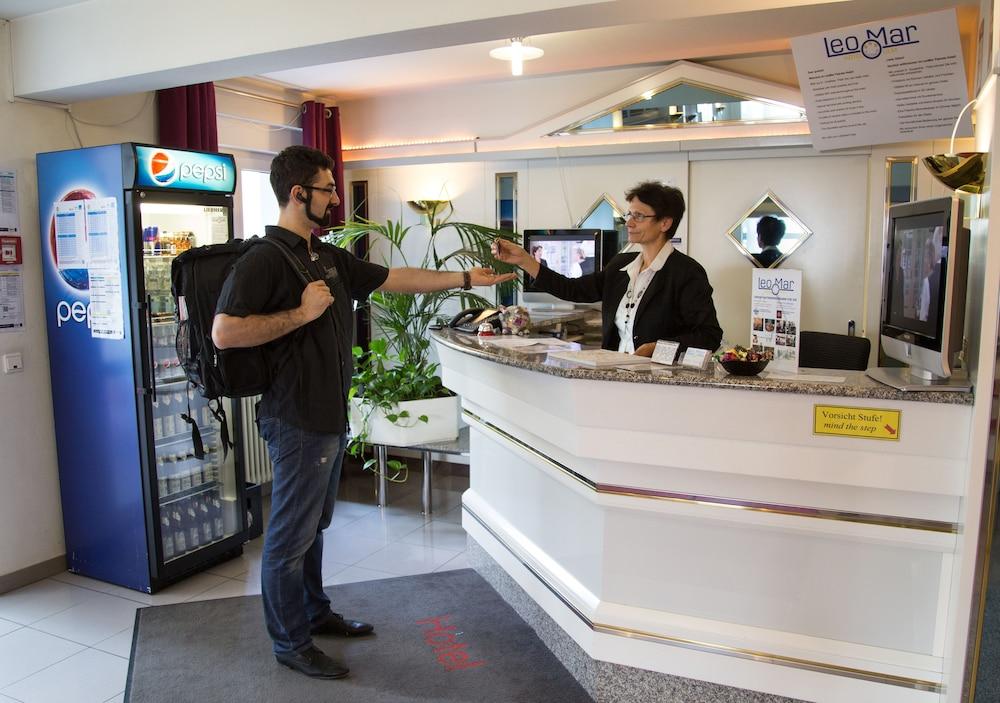 Leomar Hotel Ουλμ Εξωτερικό φωτογραφία