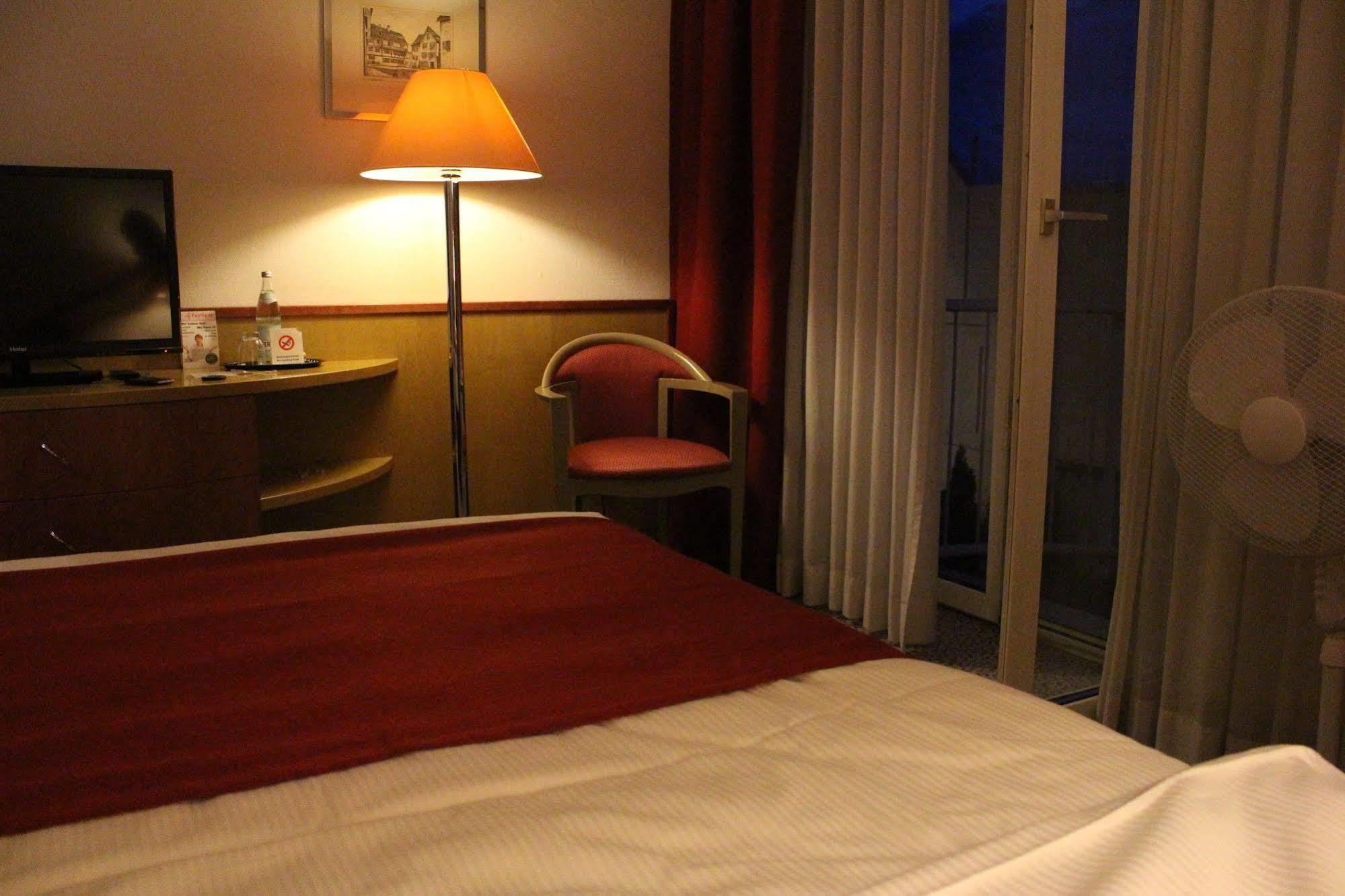 Leomar Hotel Ουλμ Εξωτερικό φωτογραφία