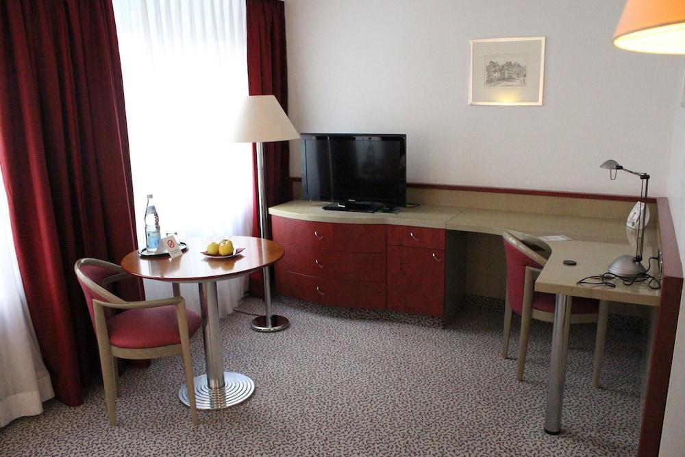 Leomar Hotel Ουλμ Εξωτερικό φωτογραφία